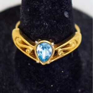 Size 7, Vintage Sapphire Blue Teardrop Gold Tone Ring by Avon - T23